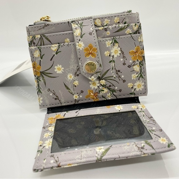 Steve Madden Floral Credit Card Wallet - Picture 5 of 10